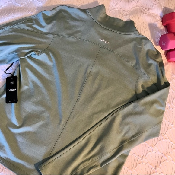 Allbirds Sage Green Quarter-Zip Top NWT - Picture 2 of 11